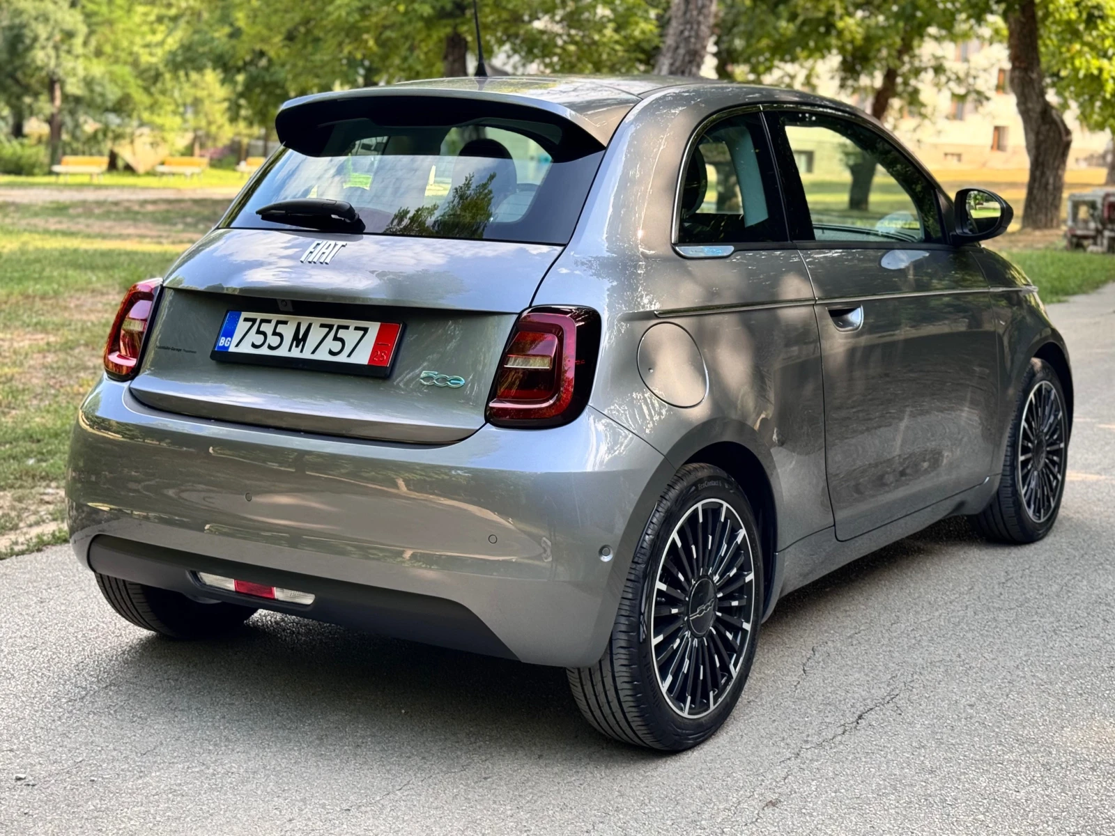 Fiat 500 PANO* LONG RENGE* CAM* CARPLAY* FULL - изображение 4