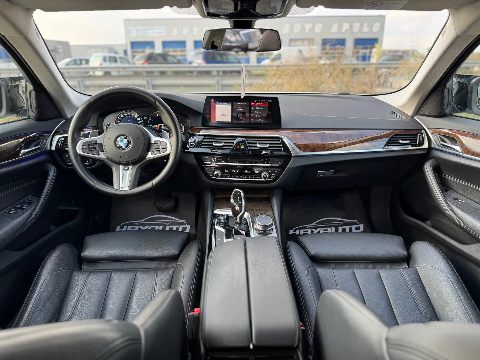 BMW 530 d= xDrive= M-performance= Facelift= Keyless Go= Ка - изображение 10