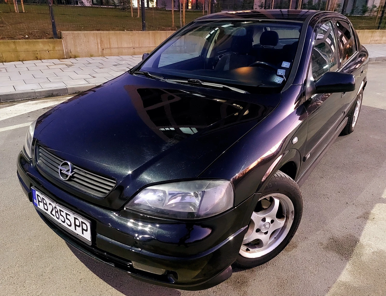 Opel Astra 1.6 - изображение 6