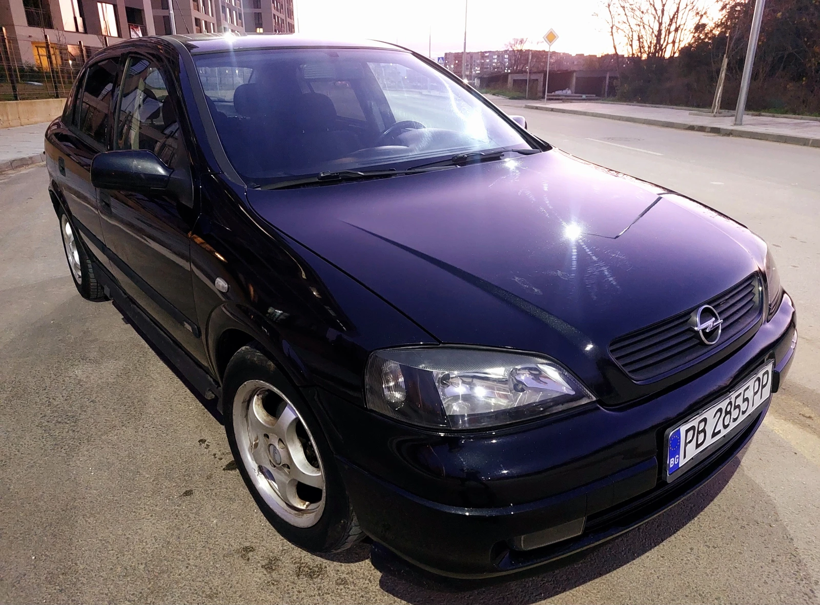 Opel Astra 1.6 - изображение 5