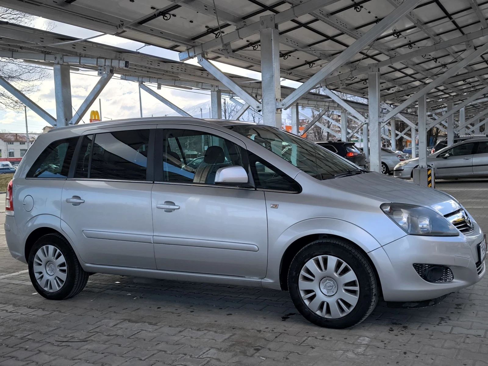 Opel Zafira 1.6 Eco-M turbo - изображение 4