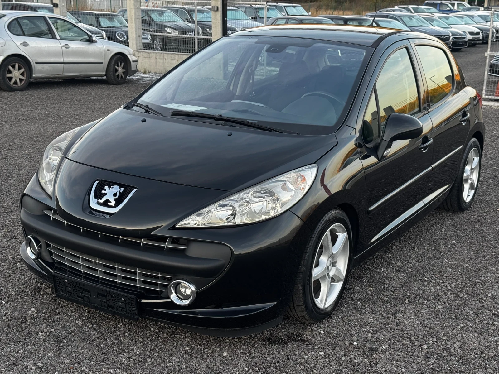 Peugeot 207 1.6HDi-90кс