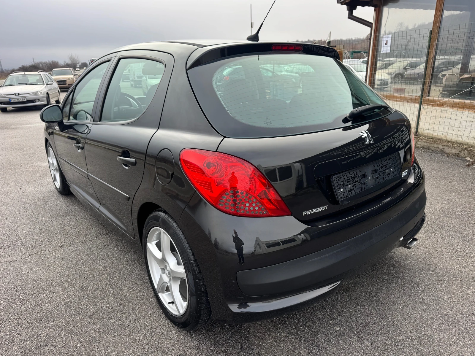 Peugeot 207 1.6HDi-90кс - изображение 4