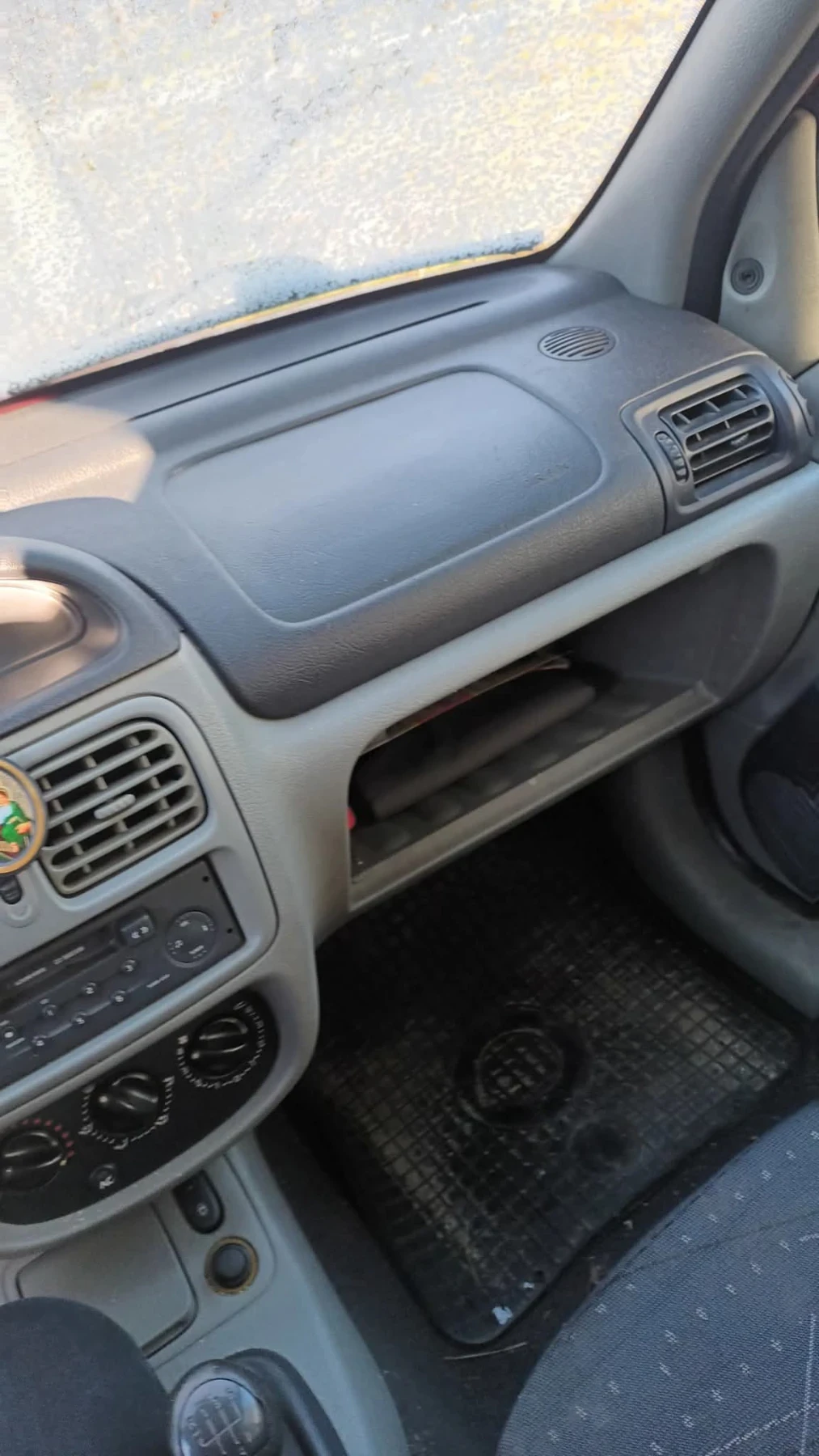 Renault Symbol Thaliq, снимка 10 - Автомобили и джипове - 53637272