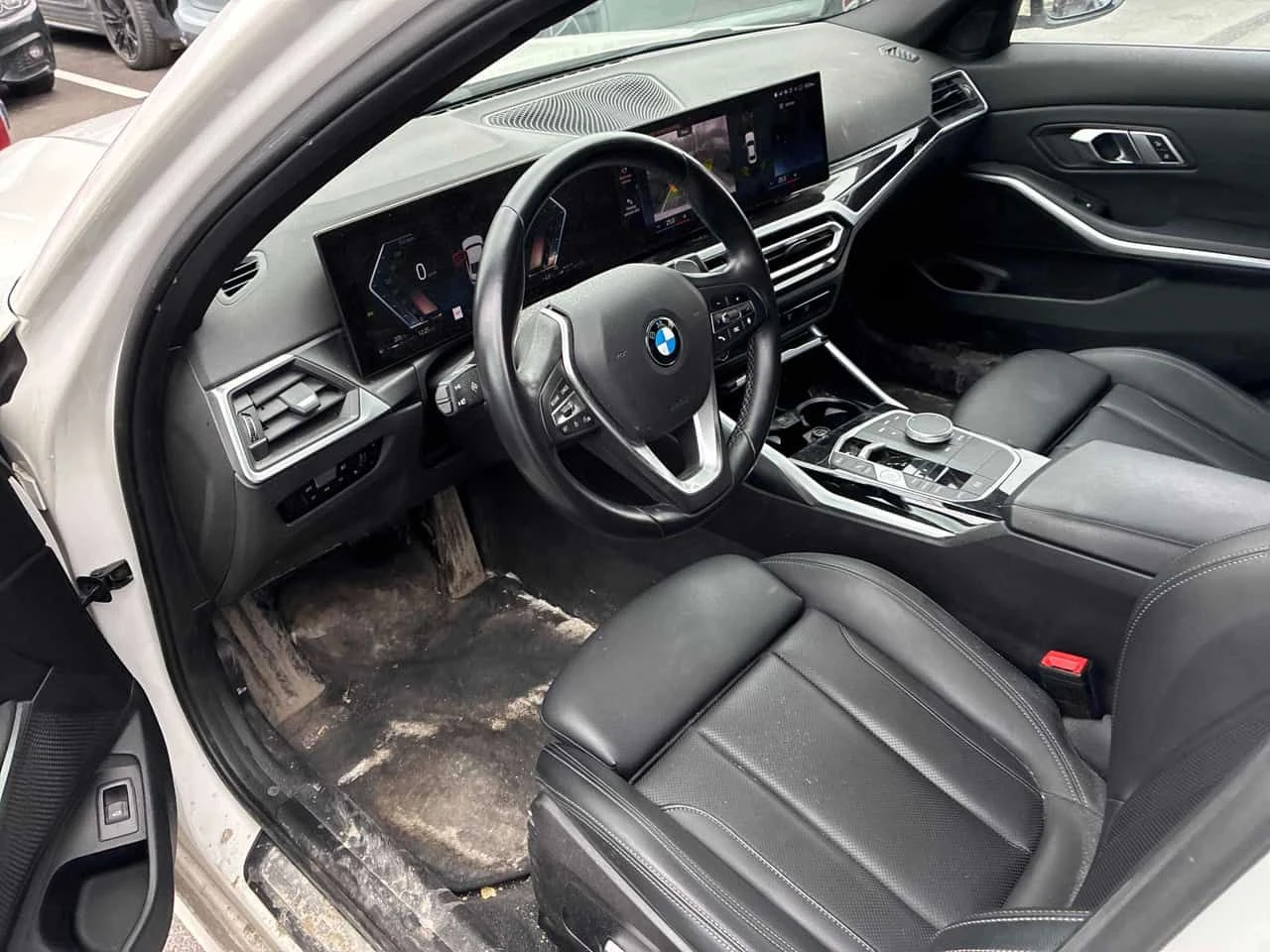 BMW 330 * 330i xDrive * CARFAX * ���� �� �� | Mobile.bg � ����������� 8