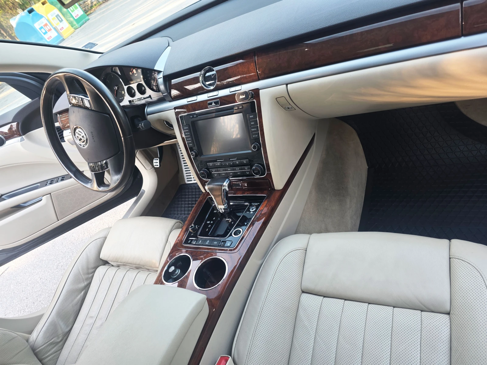 VW Phaeton 3.0, снимка 13 - Автомобили и джипове - 54159815