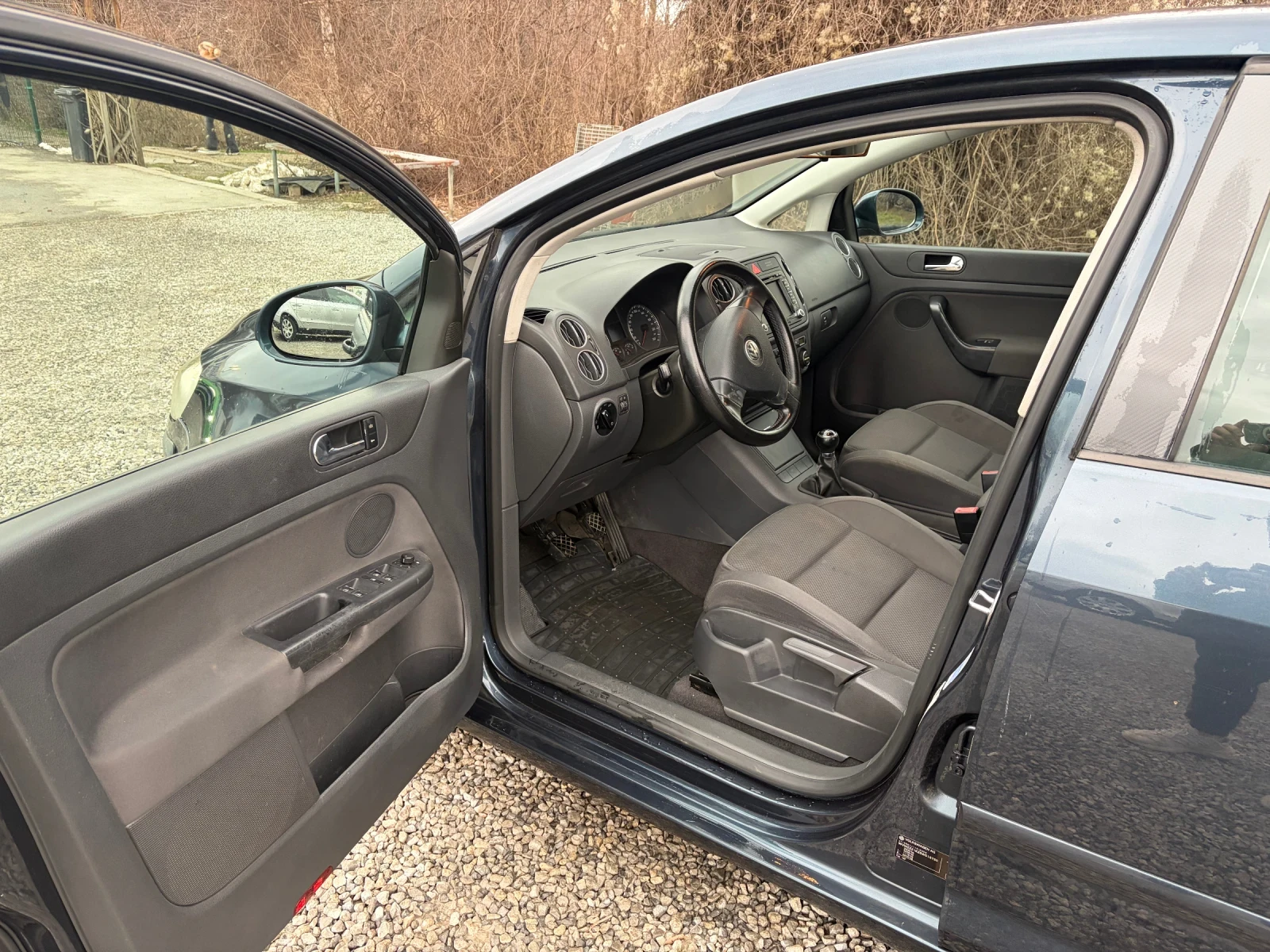 VW Golf Plus, снимка 9 - Автомобили и джипове - 54296572