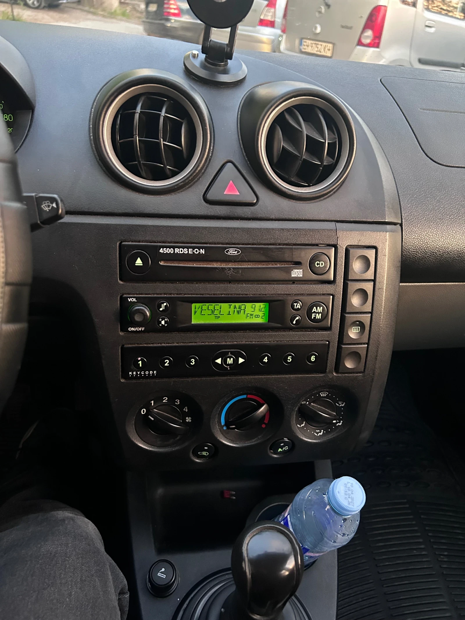 Ford Fiesta, снимка 8 - Автомобили и джипове - 54360581