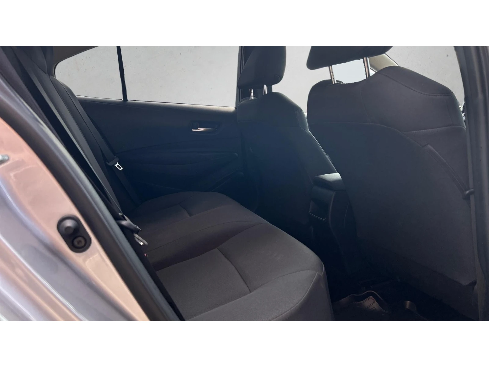 Toyota Corolla 1.5i M/T, Месечна вноска от 227  , снимка 10 - Автомобили и джипове - 54387510