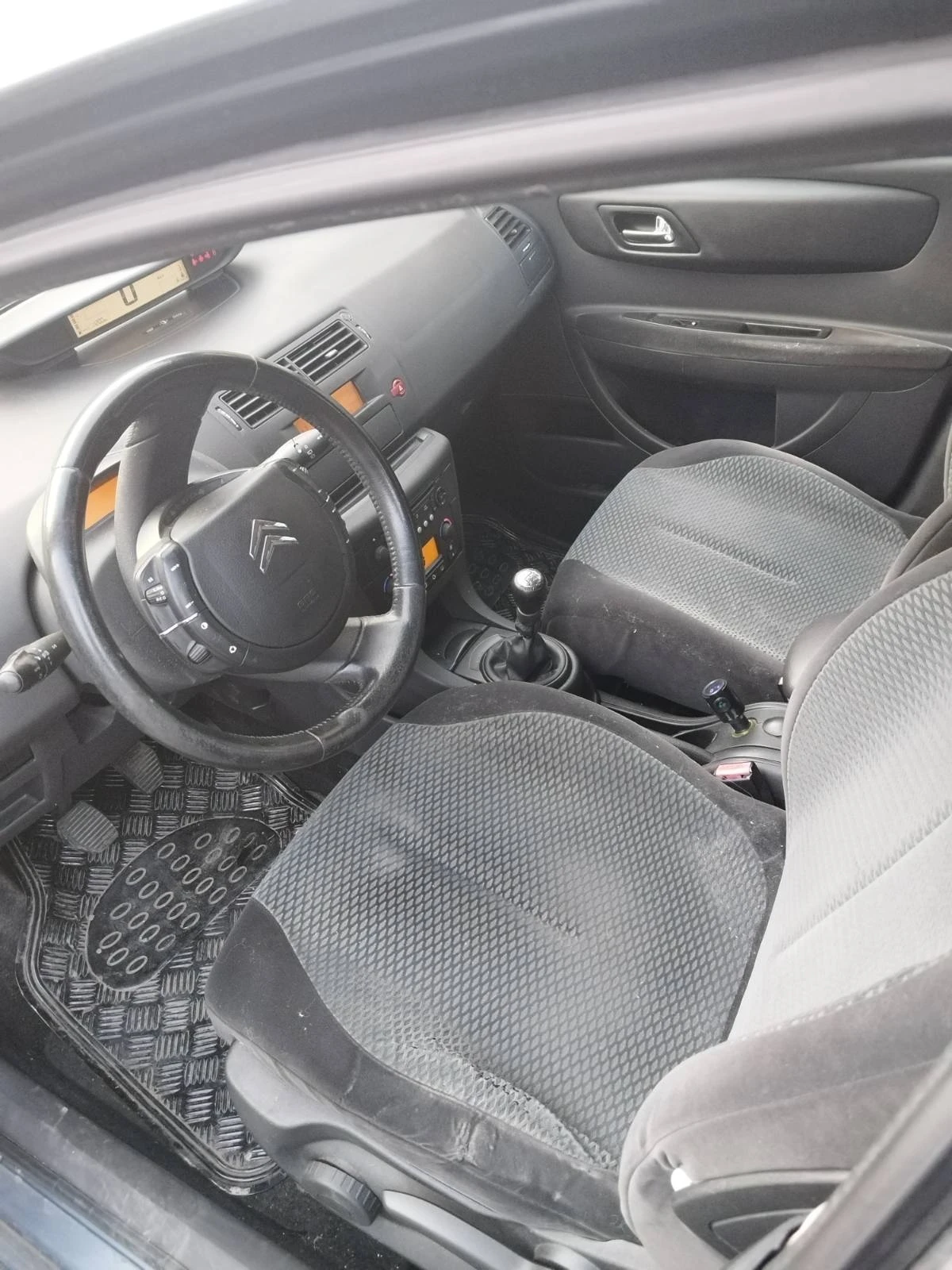 Citroen C4, снимка 7 - Автомобили и джипове - 54392147