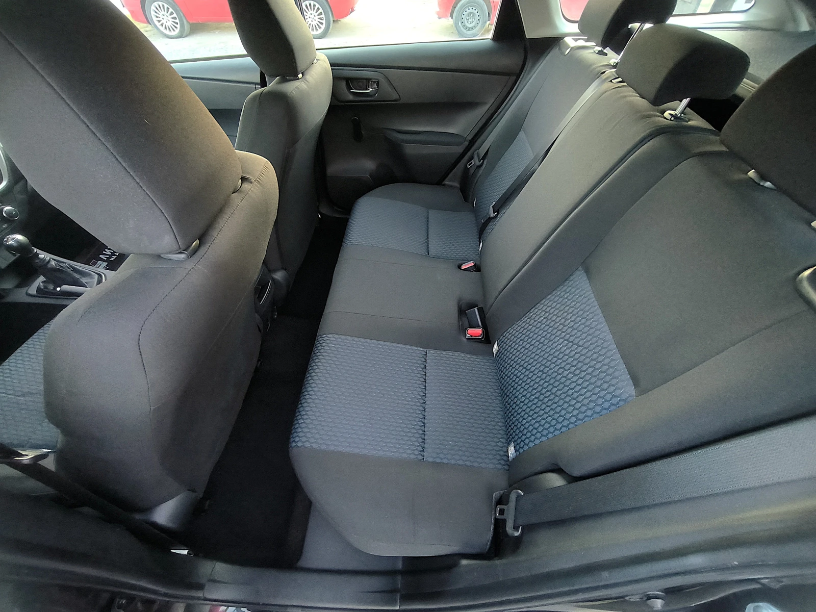Toyota Auris 1.33 VVT-i EURO5 | Mobile.bg � ����������� 12
