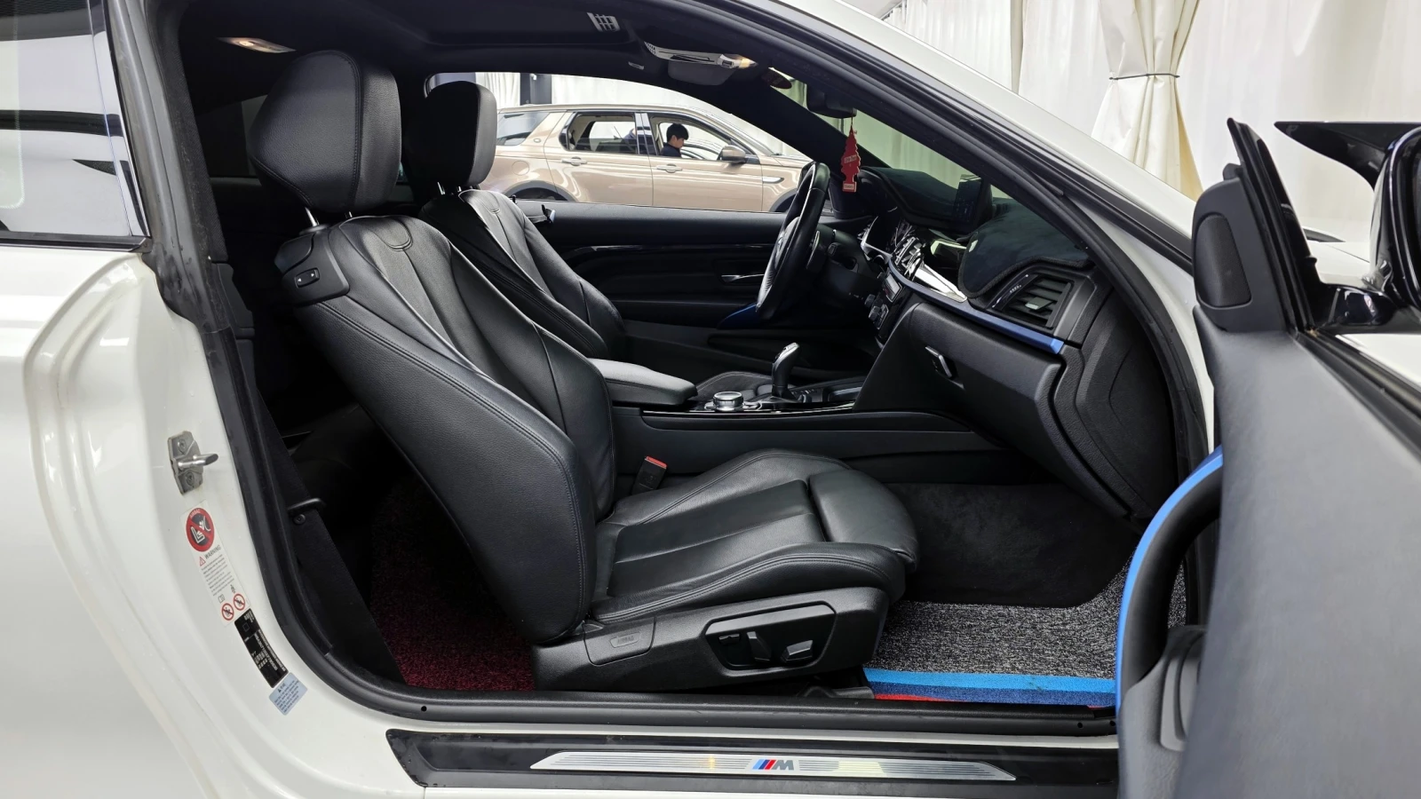 BMW 428 i M Sport Coupe, снимка 11 - Автомобили и джипове - 54645348
