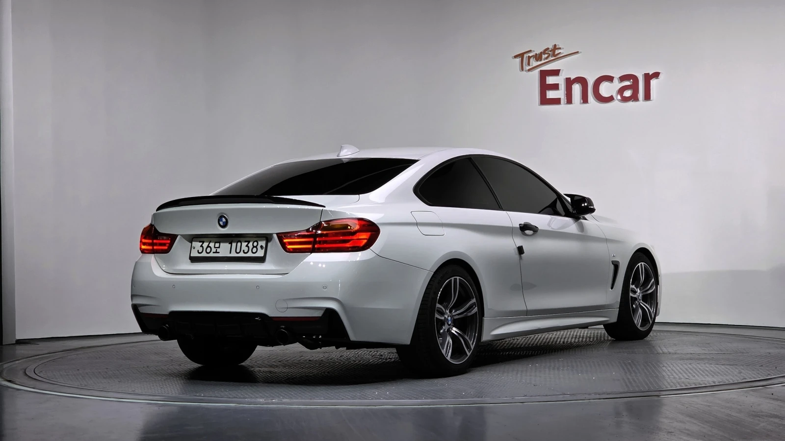 BMW 428 i M Sport Coupe, снимка 2 - Автомобили и джипове - 54645348