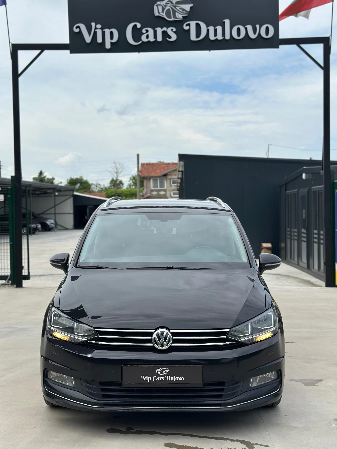 VW Touran, снимка 9 - Автомобили и джипове - 54742776