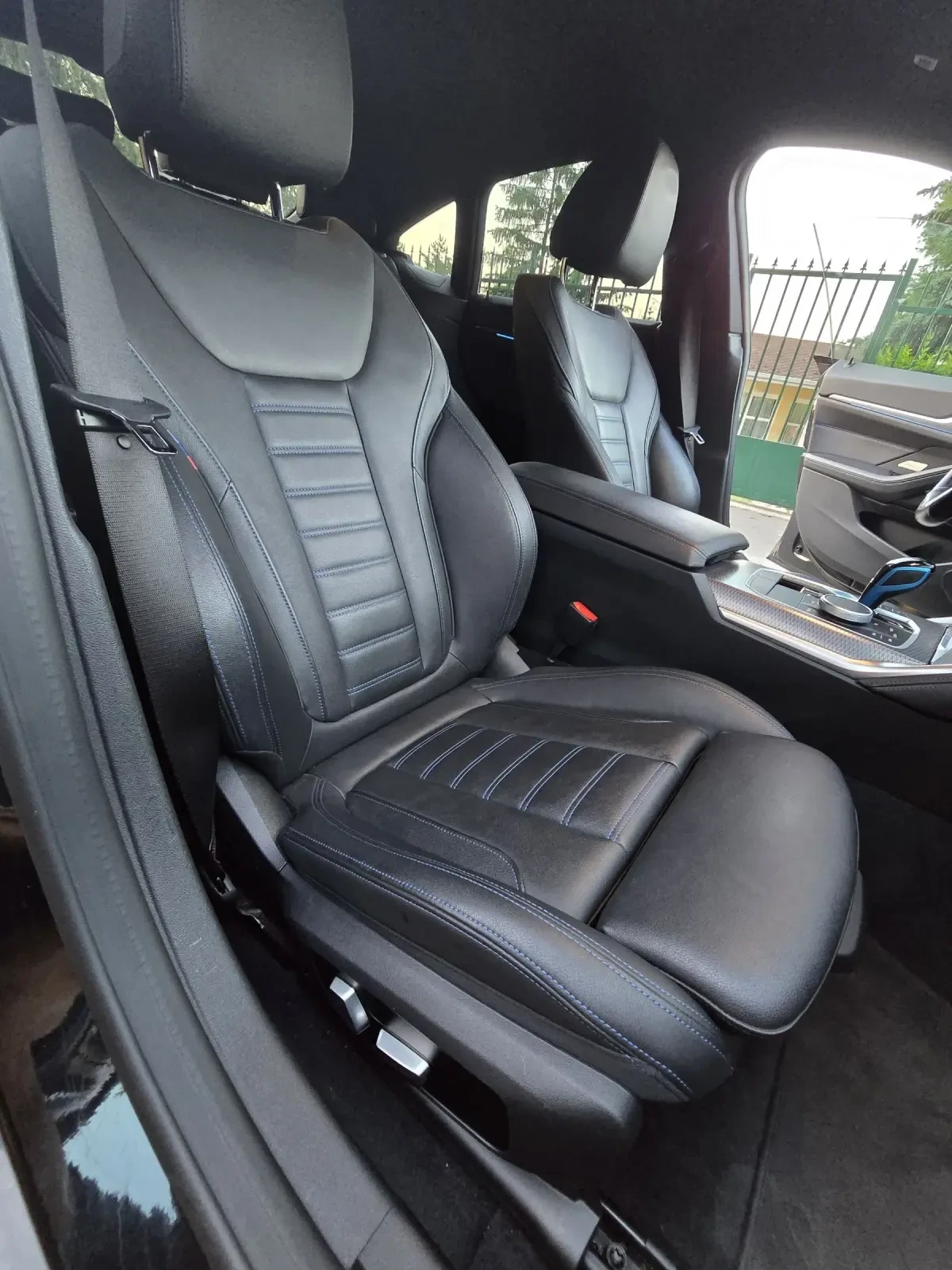BMW i4 eDrive40 H/K * 360 * Head-Up, снимка 9 - Автомобили и джипове - 54841460