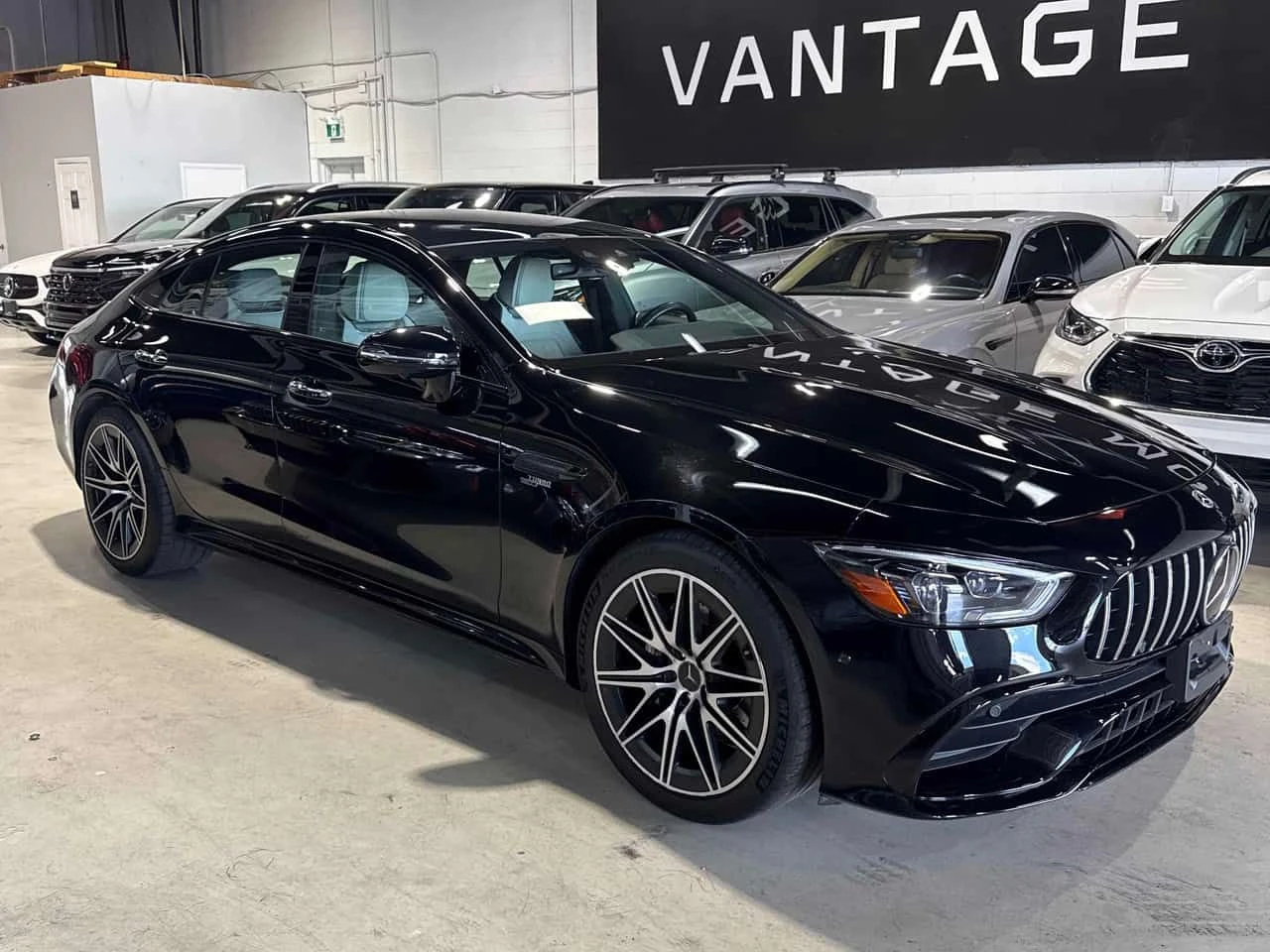 Mercedes-Benz AMG GT * 53 * CARFAX * ОПЦИЯ ЗА ФИНАНСИРАНЕ, снимка 3 - Автомобили и джипове - 54987383
