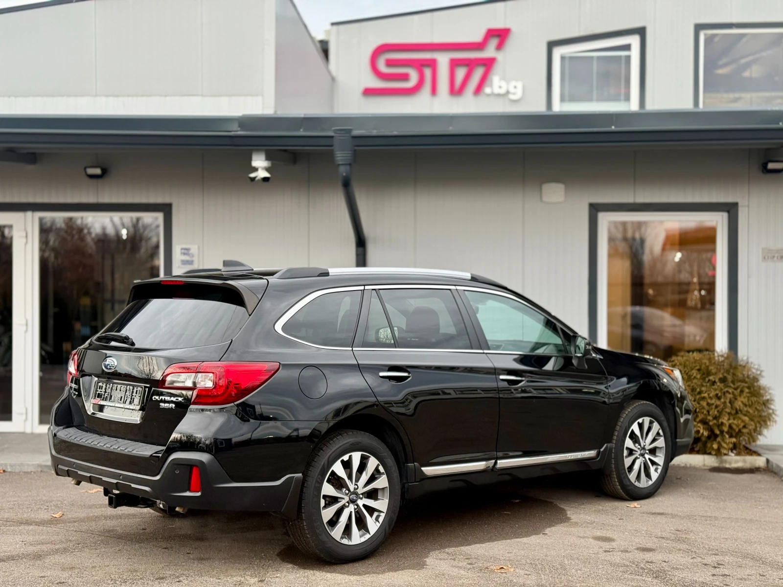 Subaru Outback 3.6R* Touring, снимка 5 - Автомобили и джипове - 55108699