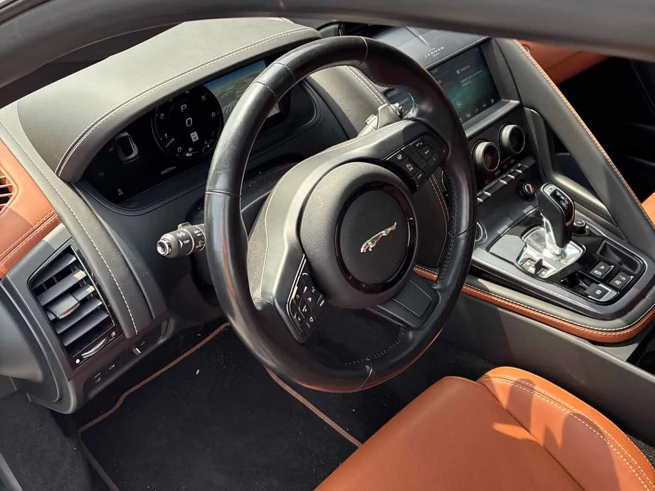 Jaguar F-Type * R Dynamic * АВТОКРЕДИТ БЕЗ ПЪРВОНАЧАЛНА ВНОСКА* , снимка 5 - Автомобили и джипове - 55373956
