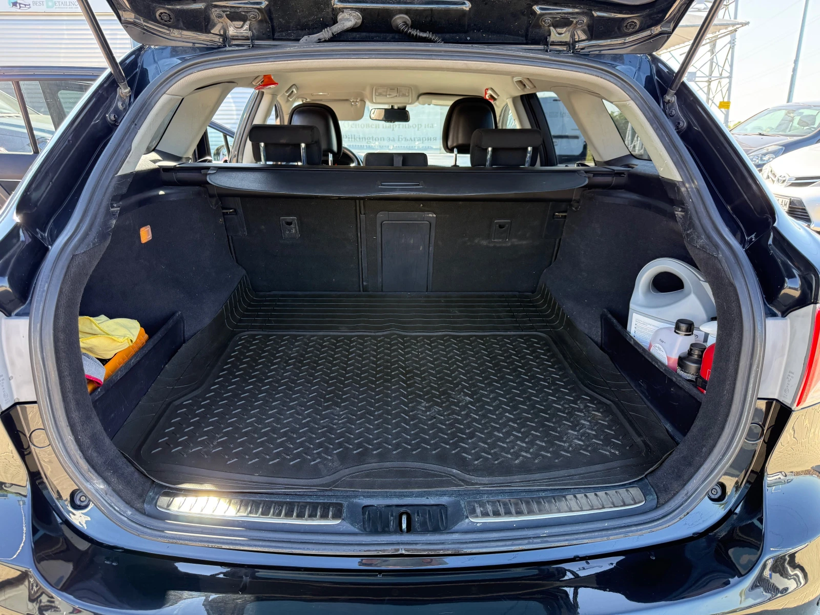 Toyota Avensis 1.8 147к.с ръчна с.к., снимка 14 - Автомобили и джипове - 55479146