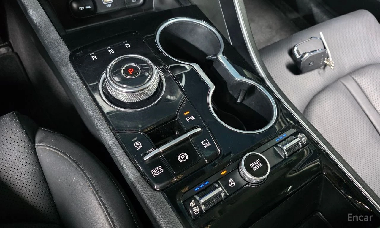 Kia K5 PRESTIGE* ОБДУХВАНЕ* ДИСТРОНИК* LANE* ASSIST* , снимка 11 - Автомобили и джипове - 55532486