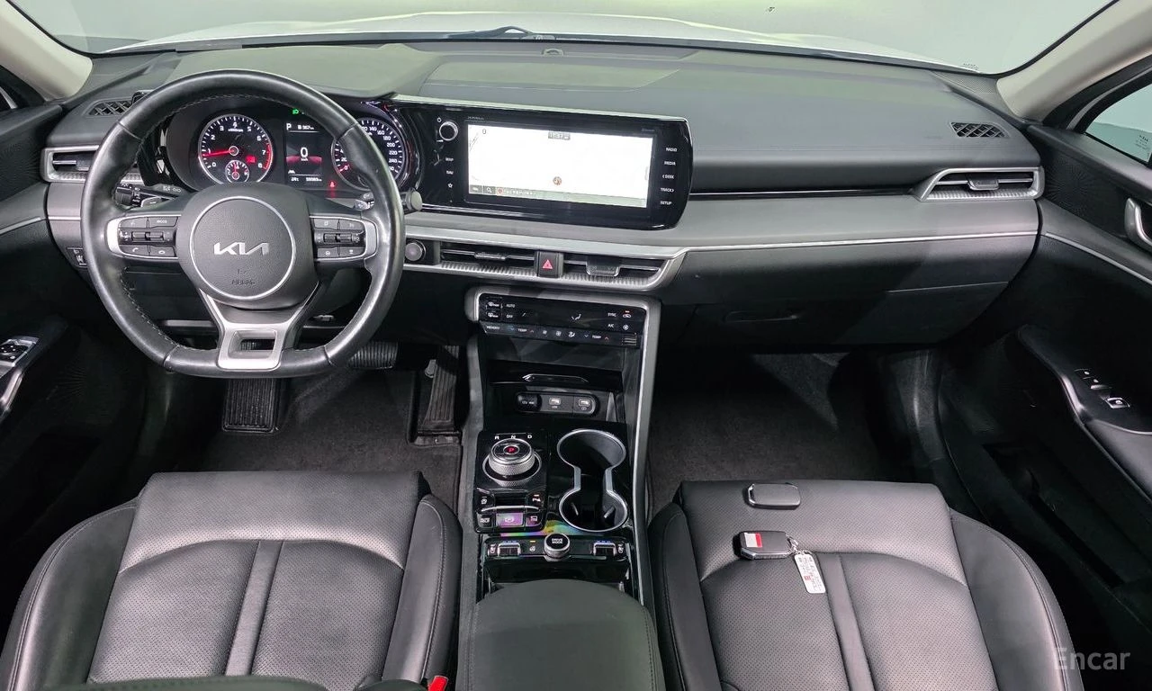Kia K5 PRESTIGE* ОБДУХВАНЕ* ДИСТРОНИК* LANE* ASSIST* , снимка 6 - Автомобили и джипове - 55532486