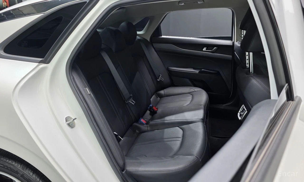 Kia K5 PRESTIGE* ОБДУХВАНЕ* ДИСТРОНИК* LANE* ASSIST* , снимка 15 - Автомобили и джипове - 55532486