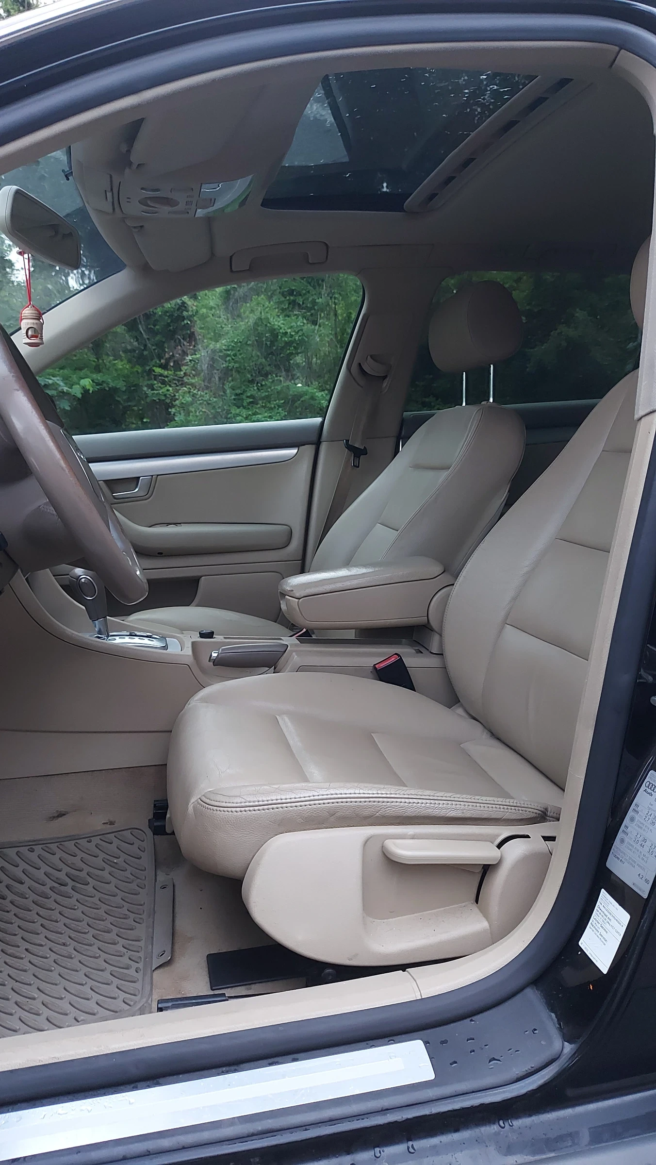 Audi A4, снимка 8 - Автомобили и джипове - 55826529