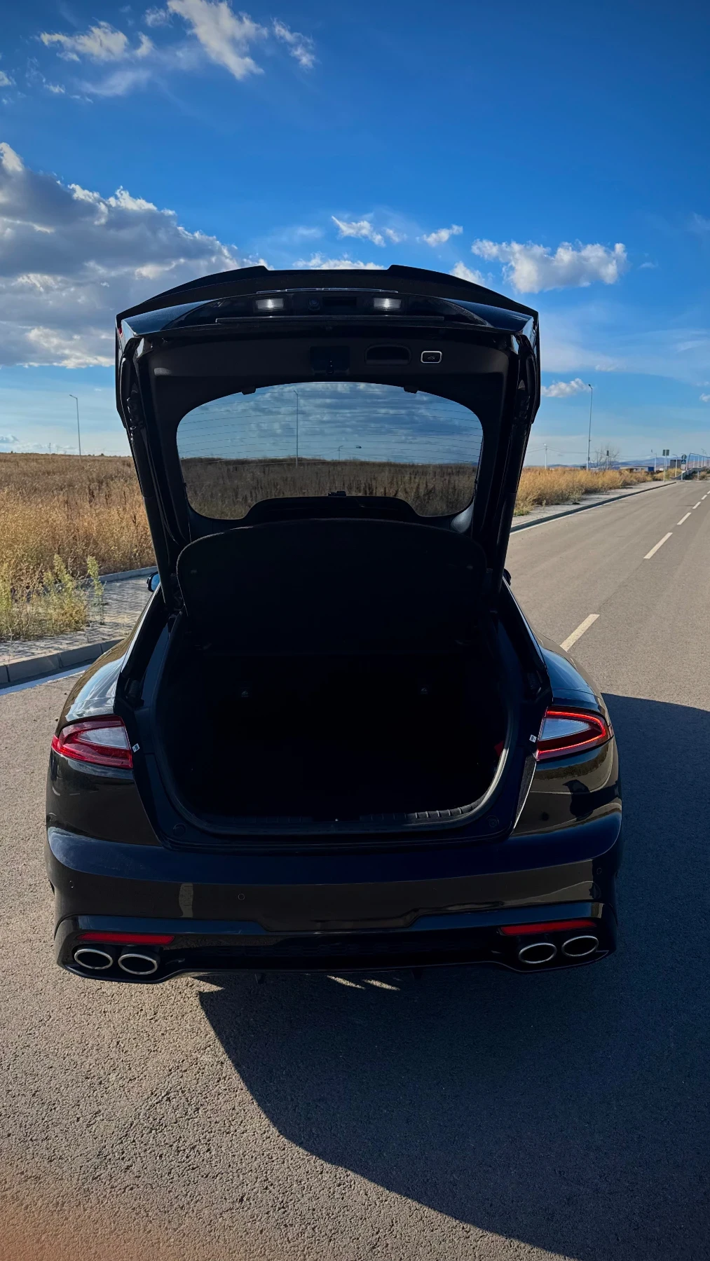 Kia Stinger 2.0 T | RWD | 99к км | HK | HUD | 360  | CARPLAY, снимка 12 - Автомобили и джипове - 55964091