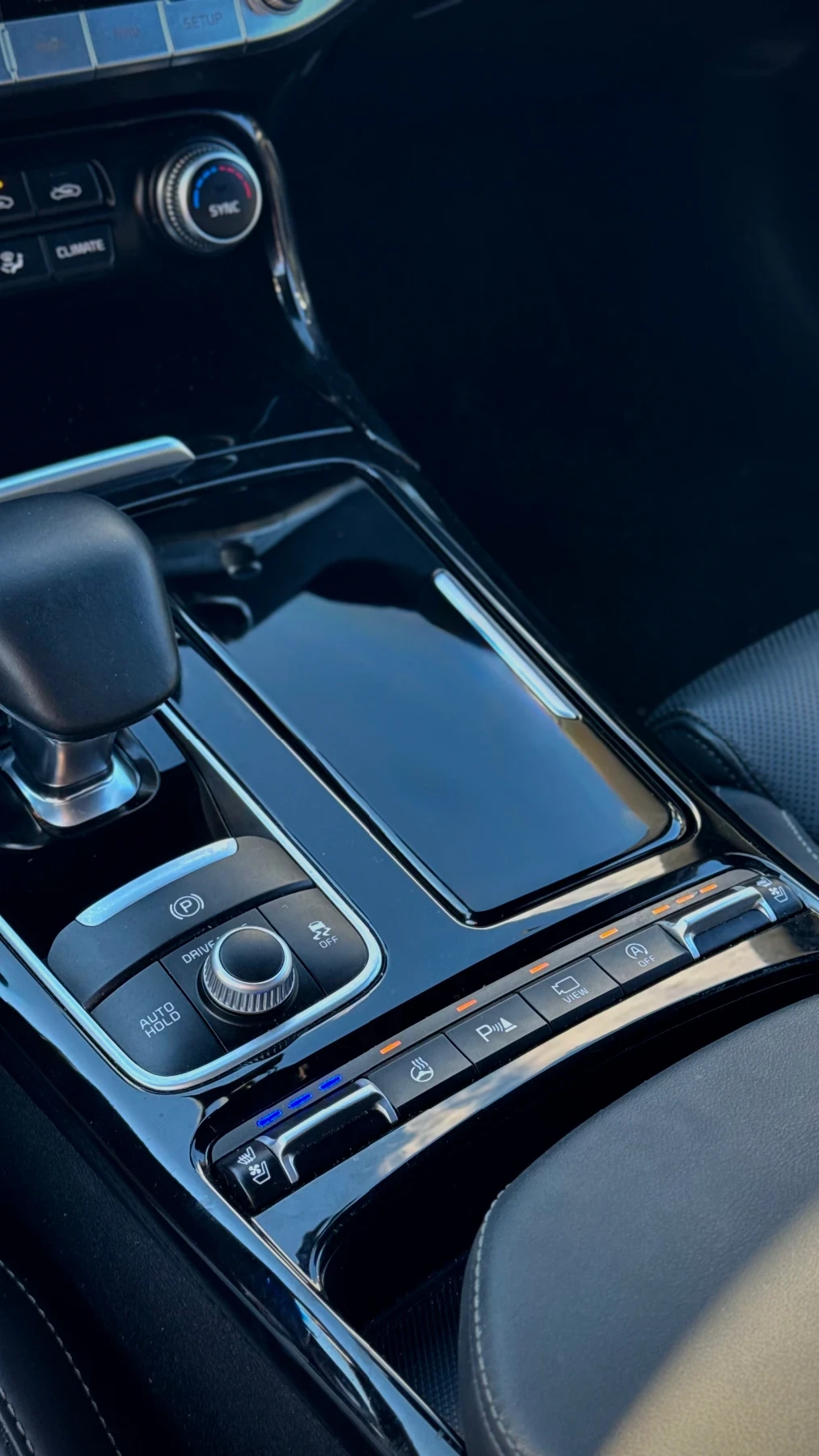 Kia Stinger 2.0 T | RWD | 99к км | HK | HUD | 360  | CARPLAY, снимка 9 - Автомобили и джипове - 55964091