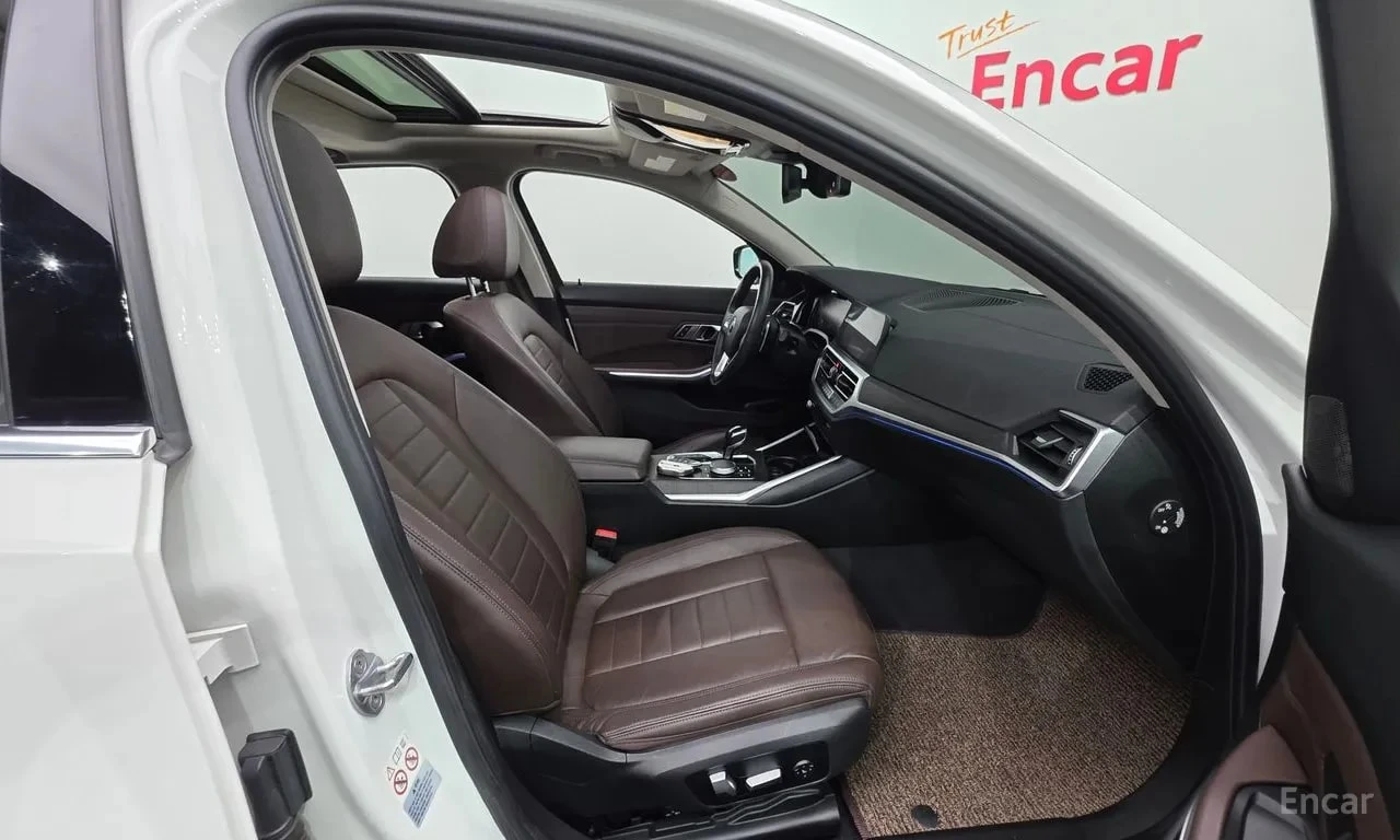 BMW 330 i xDrive| HAR/KAR| HUD| 360| AMBIENT| 2 ����� | Mobile.bg � ����������� 10