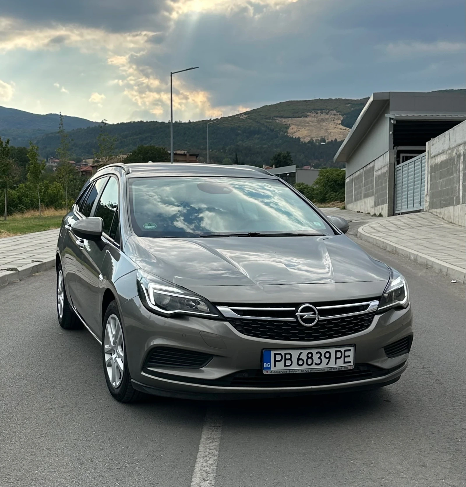 Opel Astra
