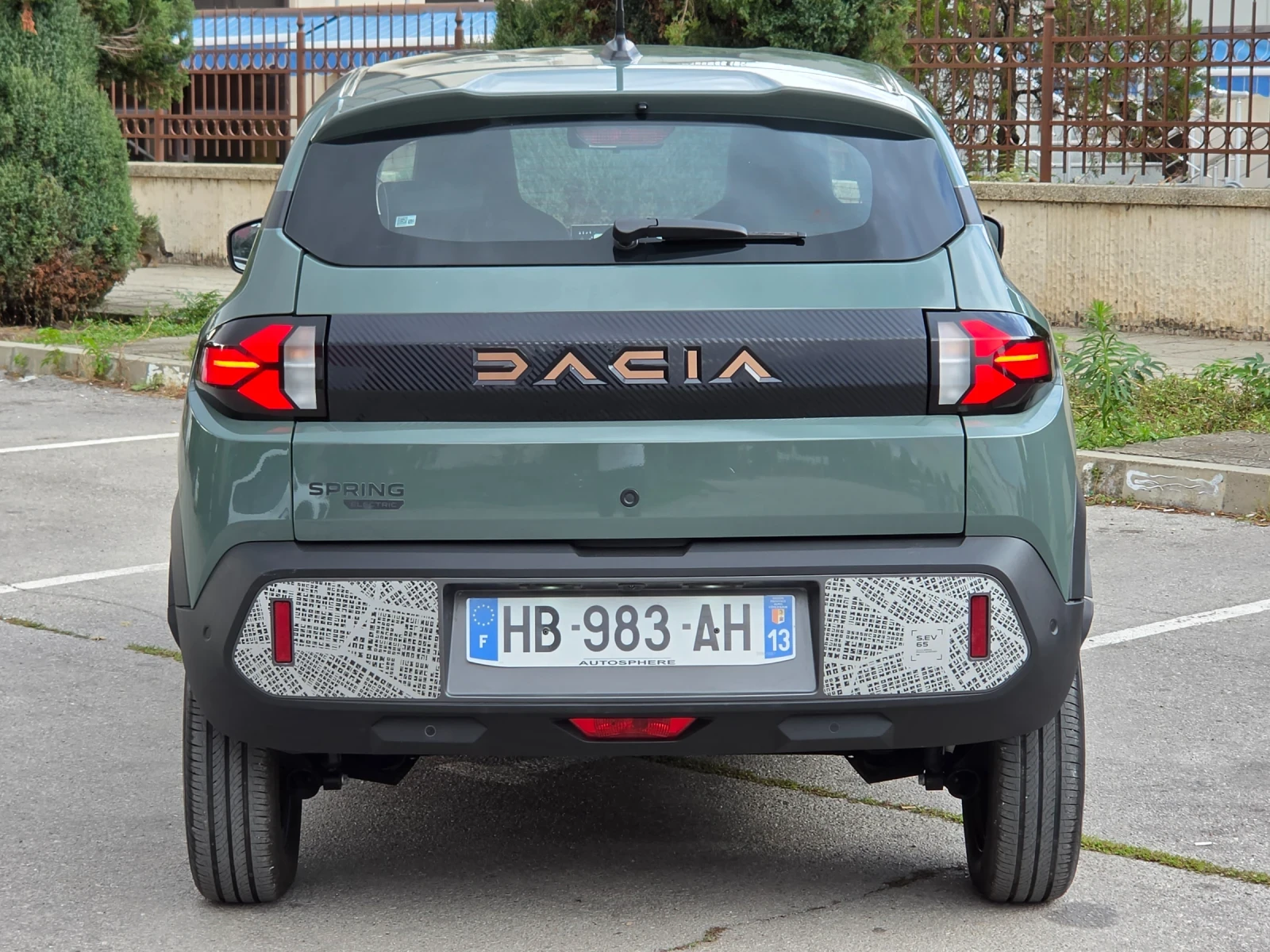 Dacia Spring Electric  * ANDROID * КАМЕРА * 23.12.2024 г.* , снимка 8 - Автомобили и джипове - 56201268