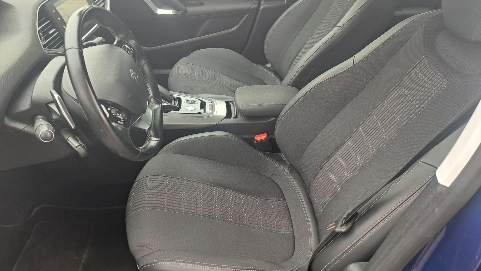Peugeot 308 1.5HDI-EDITION, снимка 11 - Автомобили и джипове - 56303790