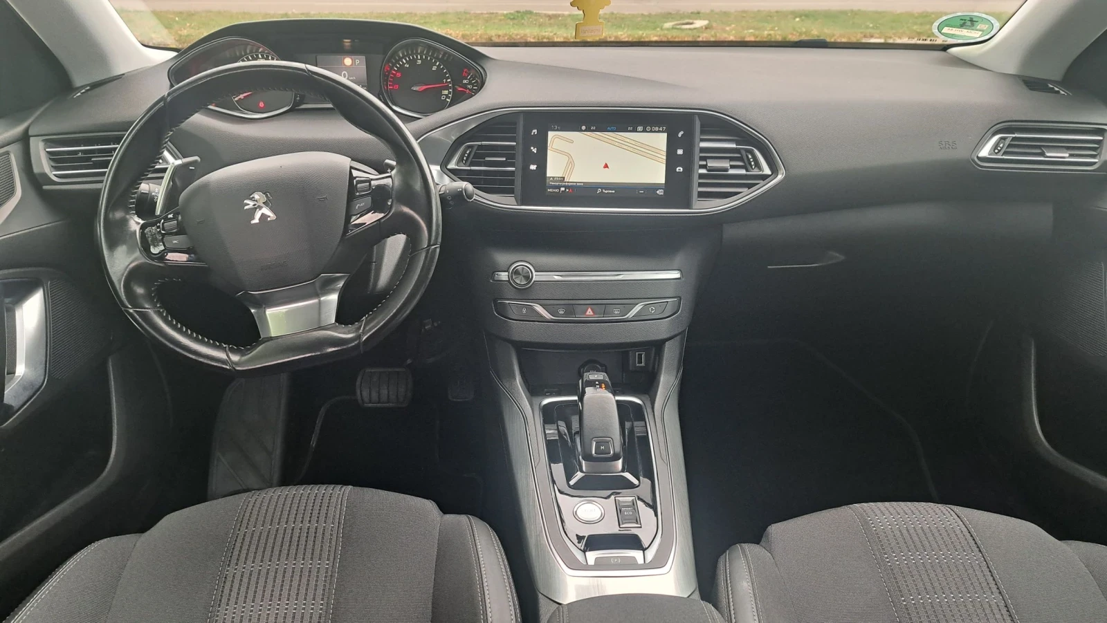 Peugeot 308 1.5HDI-EDITION, снимка 9 - Автомобили и джипове - 56303790