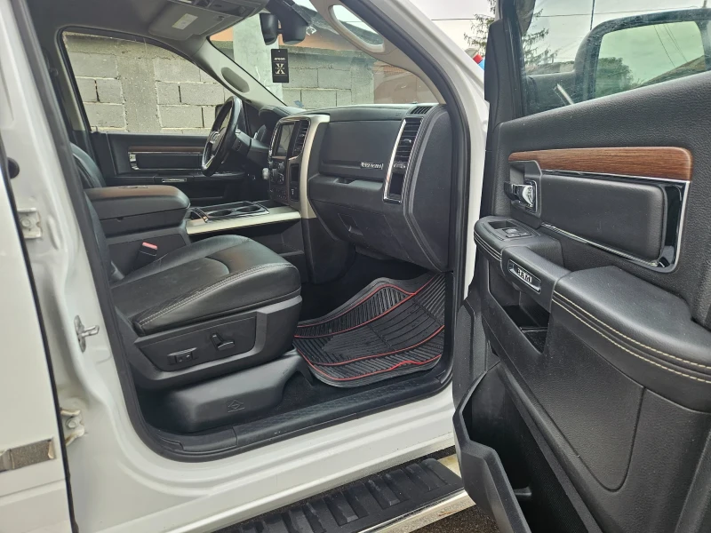 Dodge RAM 1500, снимка 11 - Автомобили и джипове - 52382969