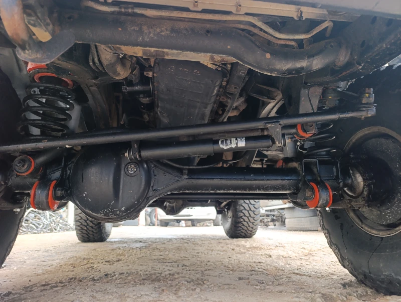 Nissan Patrol, снимка 11 - Автомобили и джипове - 53263304