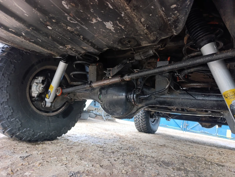 Nissan Patrol, снимка 10 - Автомобили и джипове - 53263304