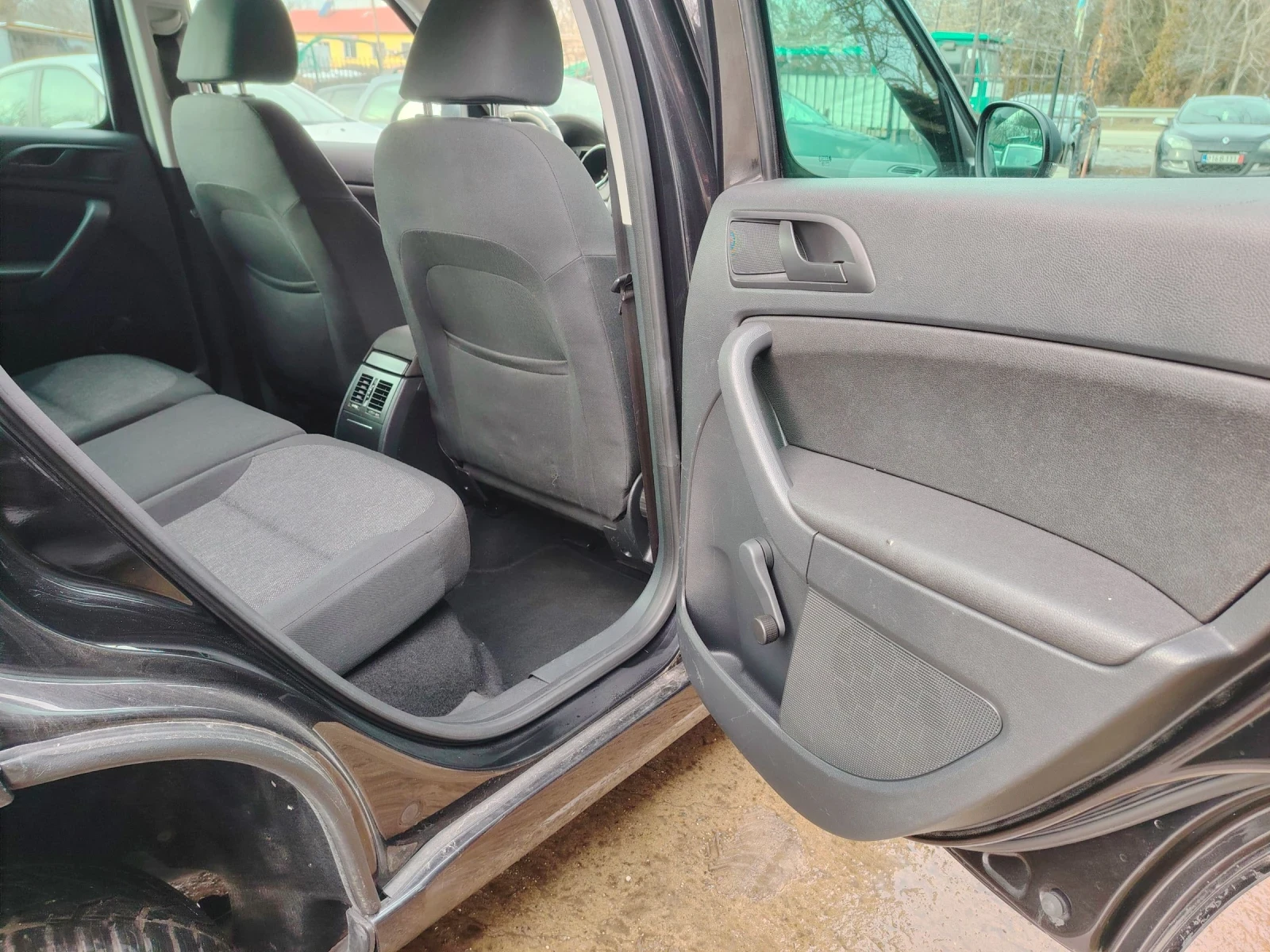 Skoda Yeti 1.6TDI  | Mobile.bg � ����������� 6