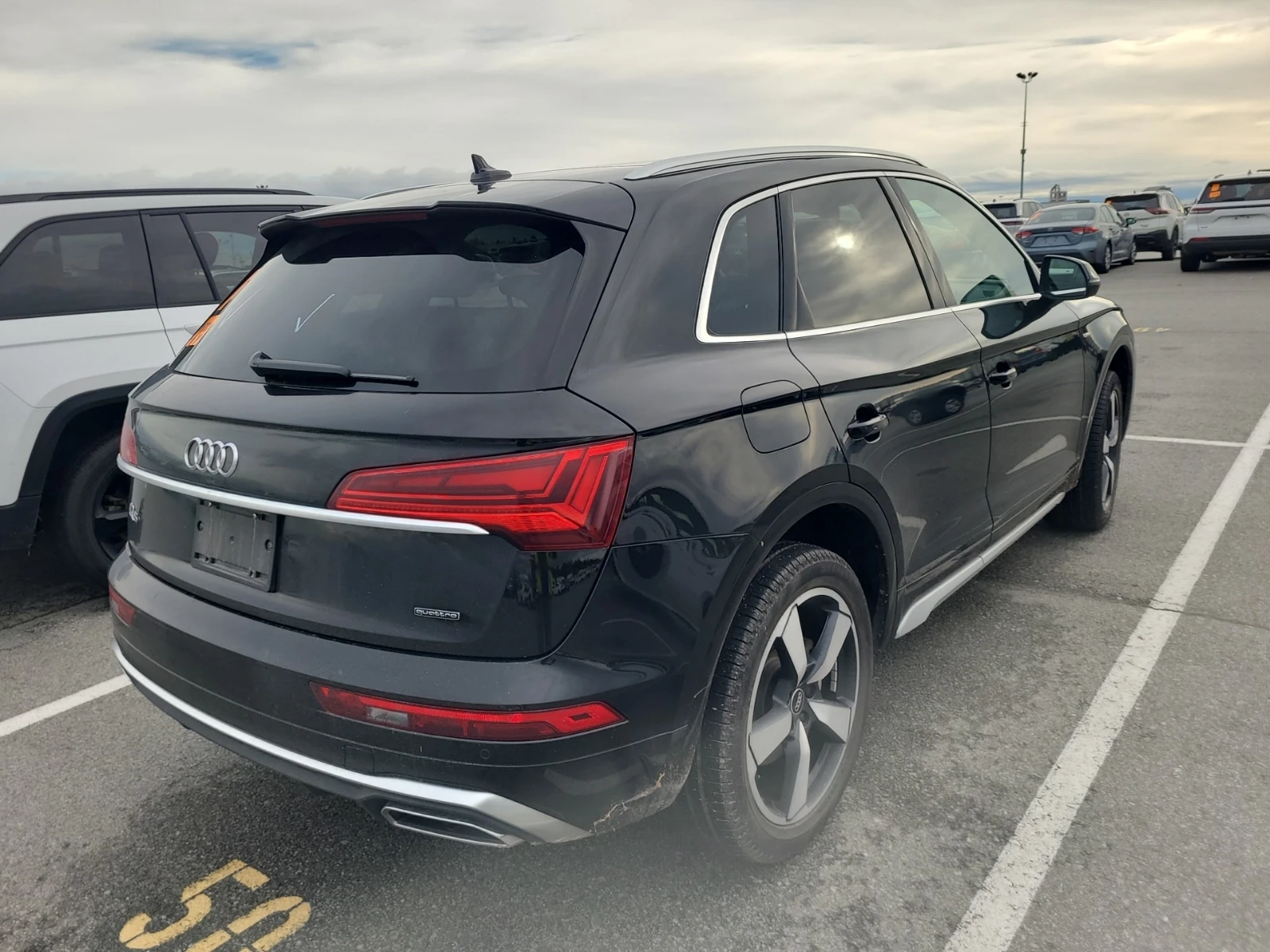 Audi Q5 * CARFAX *    | Mobile.bg   3