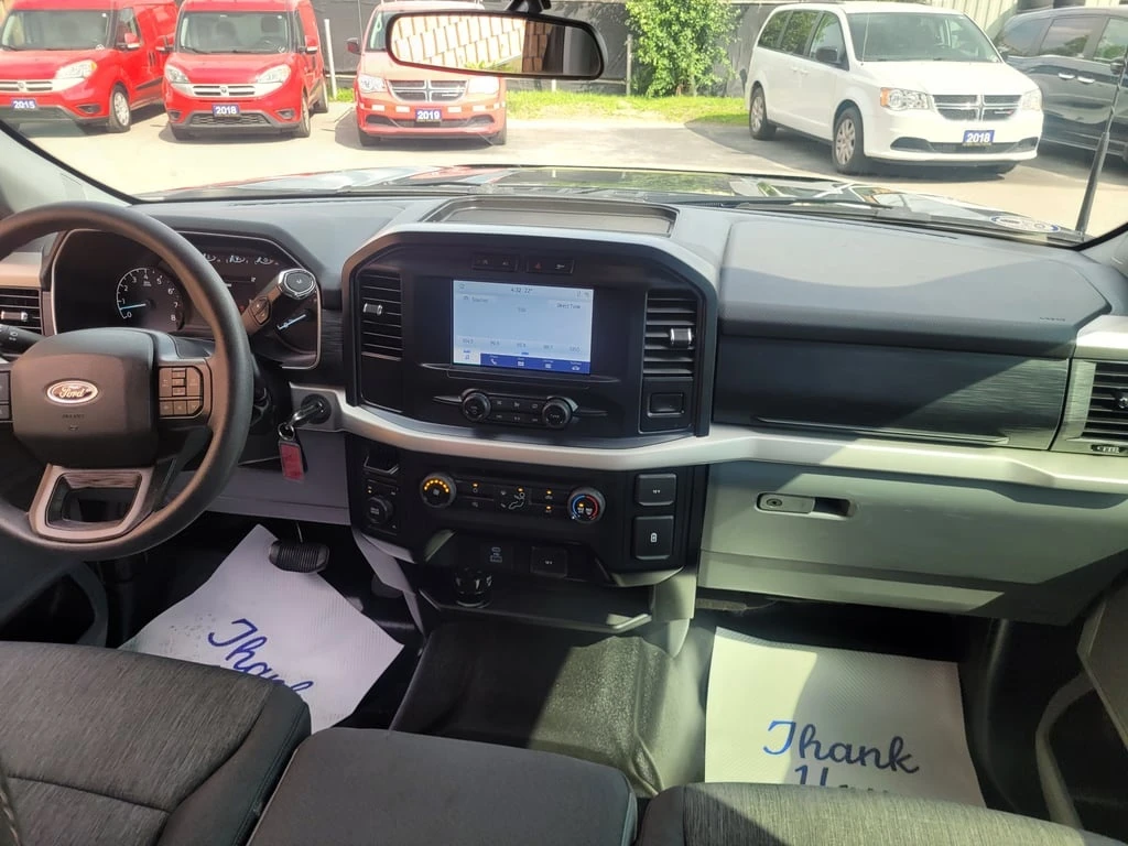 Ford F150 * XL 4WD SuperCrew 5.5' Box * CARFAX * БЕЗ ПЪР - изображение 8