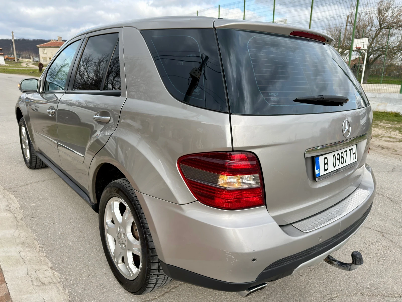 Mercedes-Benz ML 350 ГАЗ - BRC - ОТЛИЧЕН , снимка 3 - Автомобили и джипове - 54036566