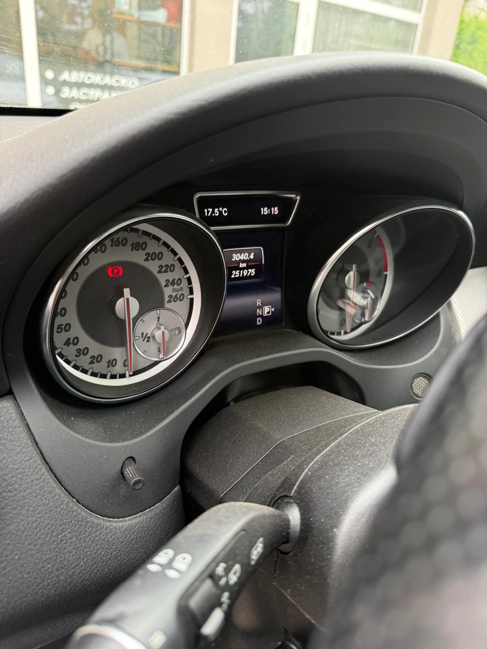 Mercedes-Benz GLA 220 GLA-CLASSE-GLA220d 4 matic sensation , снимка 7 - Автомобили и джипове - 54358933