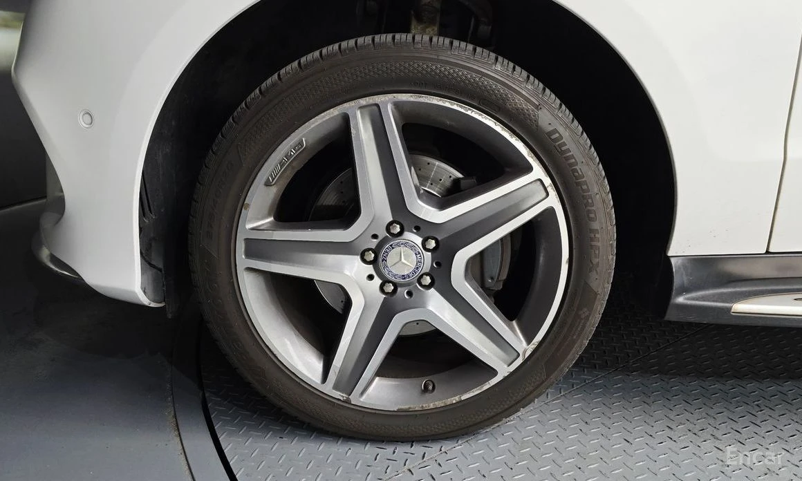 Mercedes-Benz GLE 350, снимка 5 - Автомобили и джипове - 54421046
