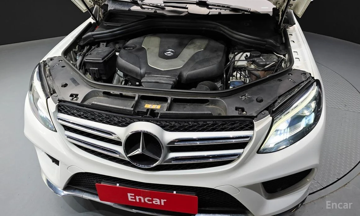 Mercedes-Benz GLE 350, снимка 6 - Автомобили и джипове - 54421046