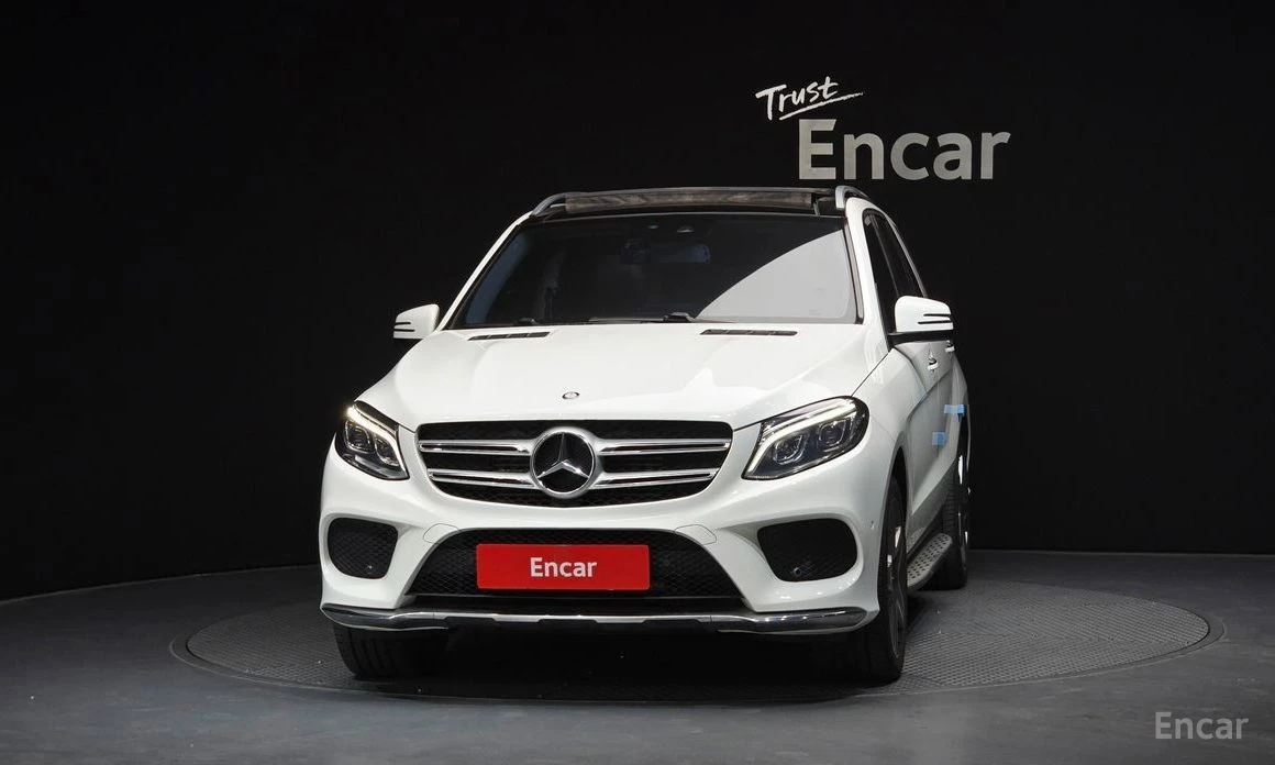 Mercedes-Benz GLE 350, снимка 3 - Автомобили и джипове - 54421046