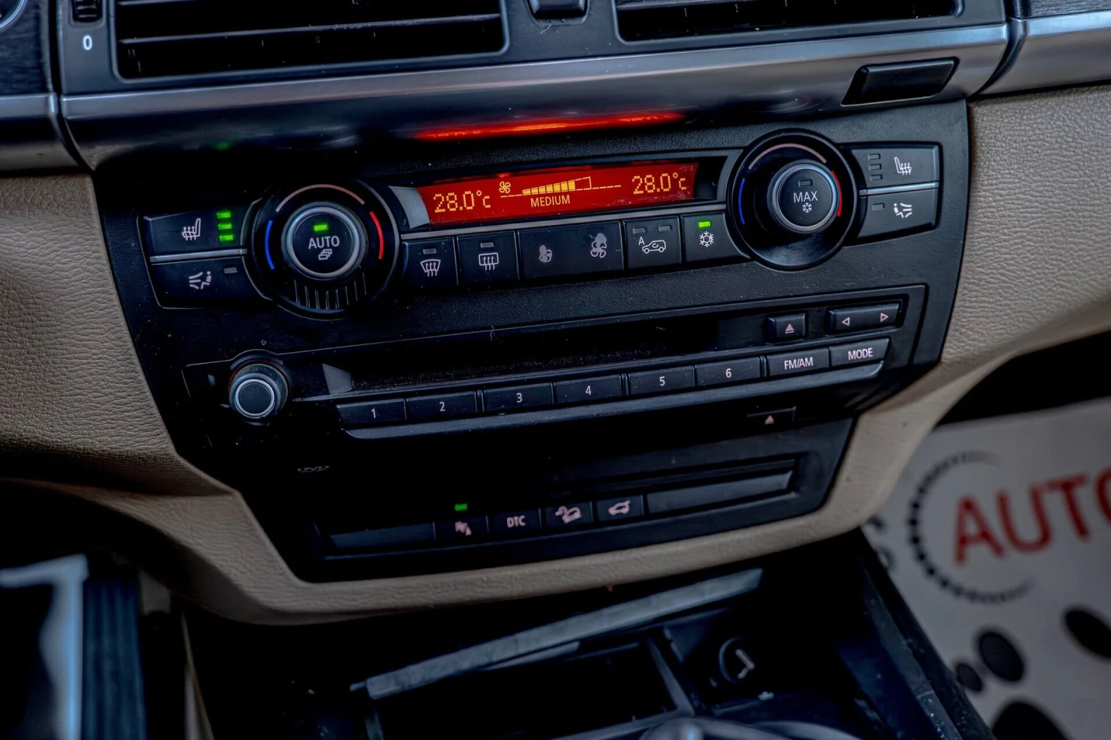 BMW X5 3.0SD/RSE/Подгре Волан/Auto Hold/Камера/M-Packet, снимка 14 - Автомобили и джипове - 54432217