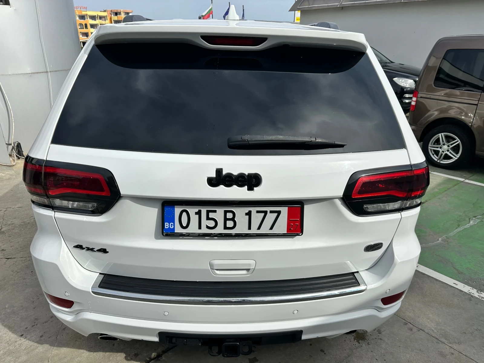 Jeep Grand cherokee OVERLAND, снимка 5 - Автомобили и джипове - 54438309