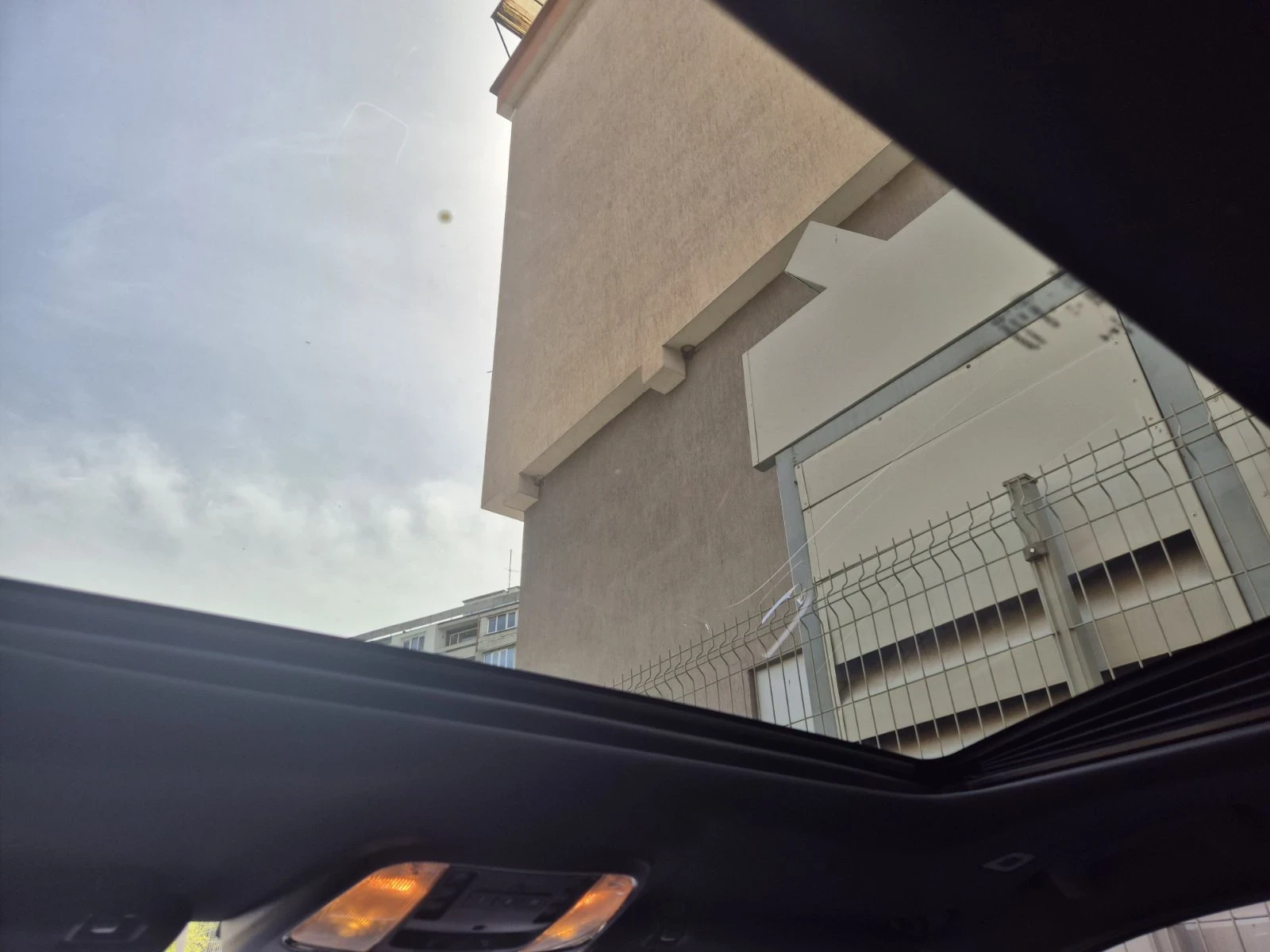 Jeep Grand cherokee OVERLAND, снимка 12 - Автомобили и джипове - 54438309