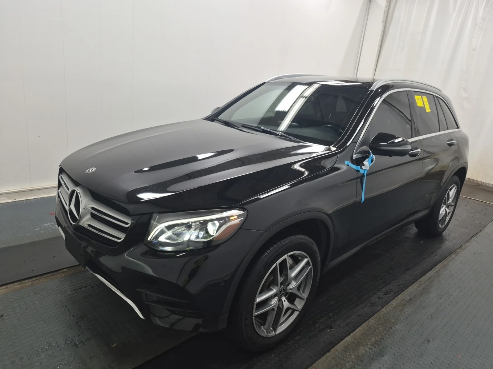 Mercedes-Benz GLC 300  4MATIC SUV