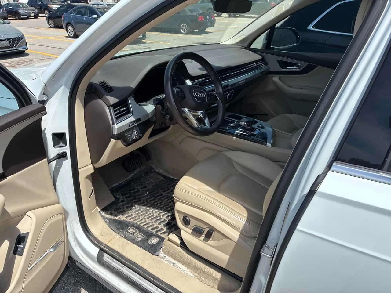 Audi Q7 | Progressiv | 360 | ОБДУХВАНЕ | CARFAX | , снимка 5 - Автомобили и джипове - 54888293
